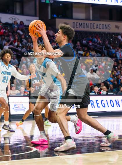 Thumbnail 1 in Southern Wake Academy vs Washington County (NCHSAA 1A Regional Final) photogallery.