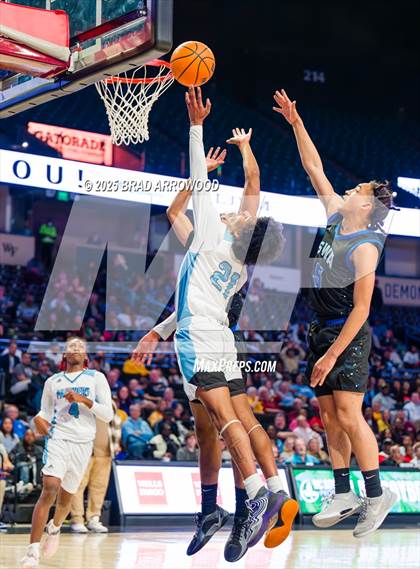 Thumbnail 3 in Southern Wake Academy vs Washington County (NCHSAA 1A Regional Final) photogallery.