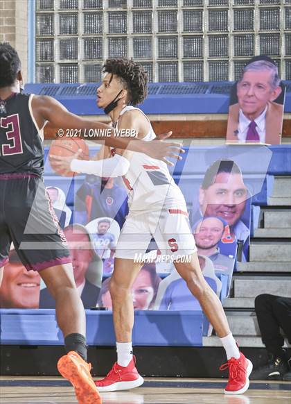Thumbnail 1 in Iona Prep @ Archbishop Stepinac (Brother Stoudt Best of 7 Series Game 3) photogallery.