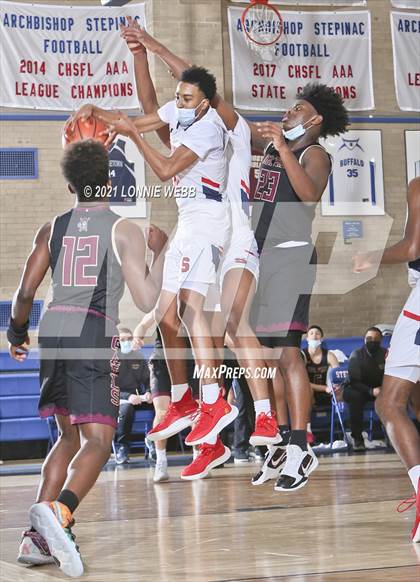 Thumbnail 3 in Iona Prep @ Archbishop Stepinac (Brother Stoudt Best of 7 Series Game 3) photogallery.