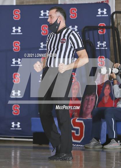 Thumbnail 2 in Iona Prep @ Archbishop Stepinac (Brother Stoudt Best of 7 Series Game 3) photogallery.