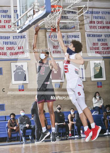 Thumbnail 2 in Iona Prep @ Archbishop Stepinac (Brother Stoudt Best of 7 Series Game 3) photogallery.