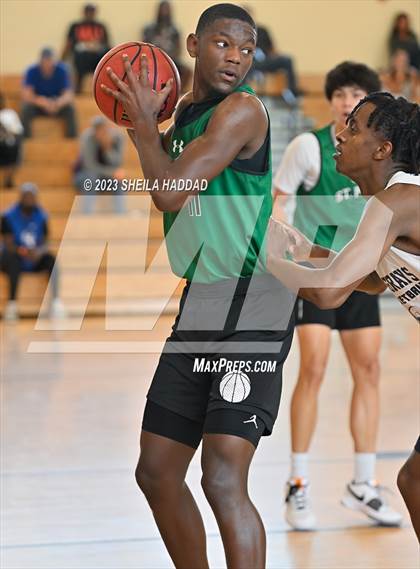 Thumbnail 1 in Calvary Christian vs Bell Creek Academy  (The Hoop Vibe Preseason League) photogallery.
