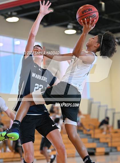 Thumbnail 2 in Calvary Christian vs Bell Creek Academy  (The Hoop Vibe Preseason League) photogallery.