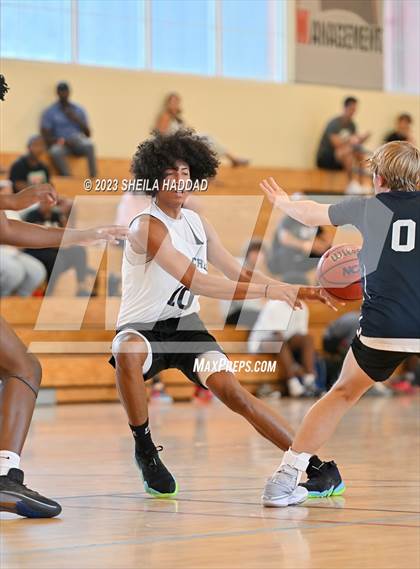 Thumbnail 3 in Calvary Christian vs Bell Creek Academy  (The Hoop Vibe Preseason League) photogallery.