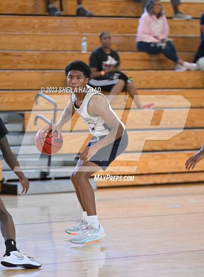 Thumbnail 3 in Calvary Christian vs Bell Creek Academy  (The Hoop Vibe Preseason League) photogallery.