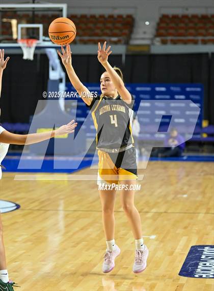 Thumbnail 3 in Miami vs. Arizona Lutheran Academy (AIA 2A Final) photogallery.
