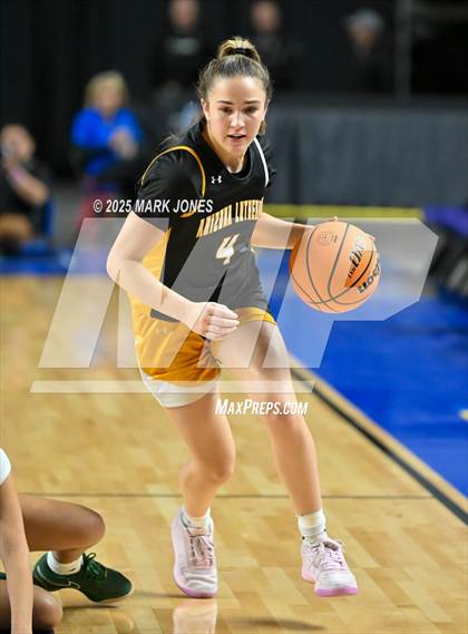 Thumbnail 1 in Miami vs. Arizona Lutheran Academy (AIA 2A Final) photogallery.