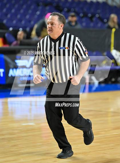 Thumbnail 1 in Miami vs. Arizona Lutheran Academy (AIA 2A Final) photogallery.