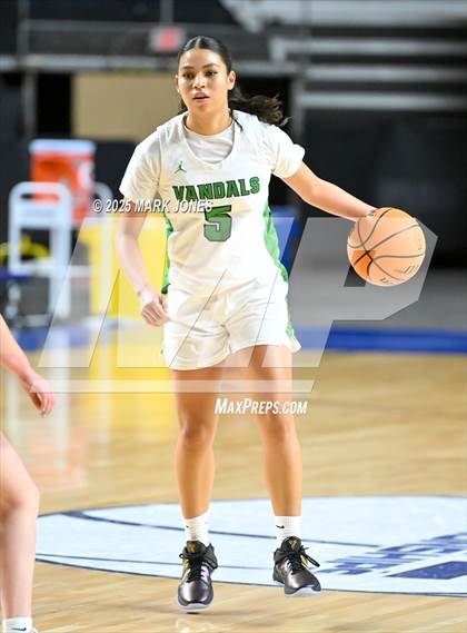 Thumbnail 2 in Miami vs. Arizona Lutheran Academy (AIA 2A Final) photogallery.