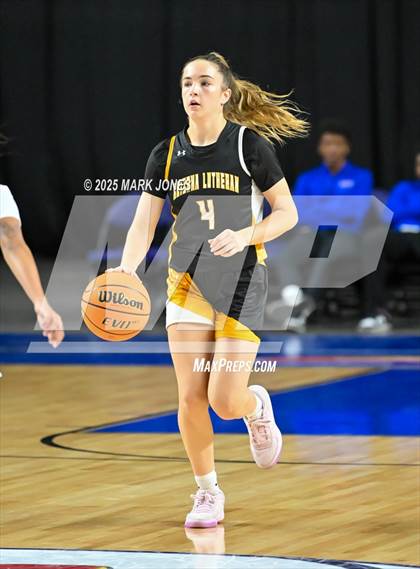 Thumbnail 2 in Miami vs. Arizona Lutheran Academy (AIA 2A Final) photogallery.
