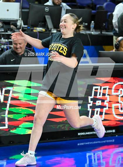 Thumbnail 2 in Miami vs. Arizona Lutheran Academy (AIA 2A Final) photogallery.