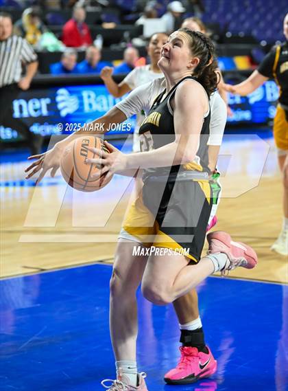 Thumbnail 3 in Miami vs. Arizona Lutheran Academy (AIA 2A Final) photogallery.