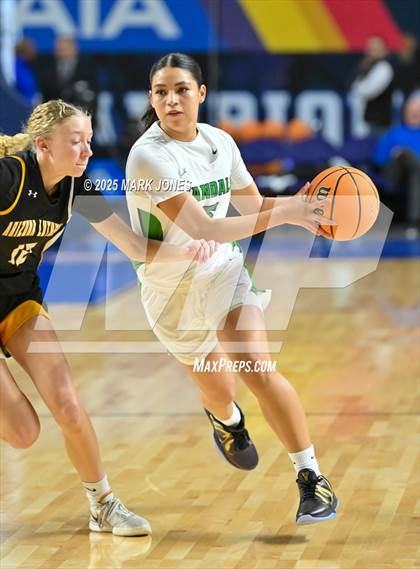 Thumbnail 2 in Miami vs. Arizona Lutheran Academy (AIA 2A Final) photogallery.