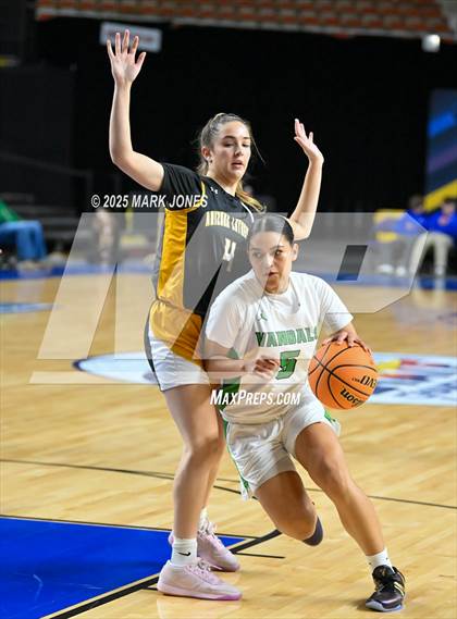 Thumbnail 2 in Miami vs. Arizona Lutheran Academy (AIA 2A Final) photogallery.