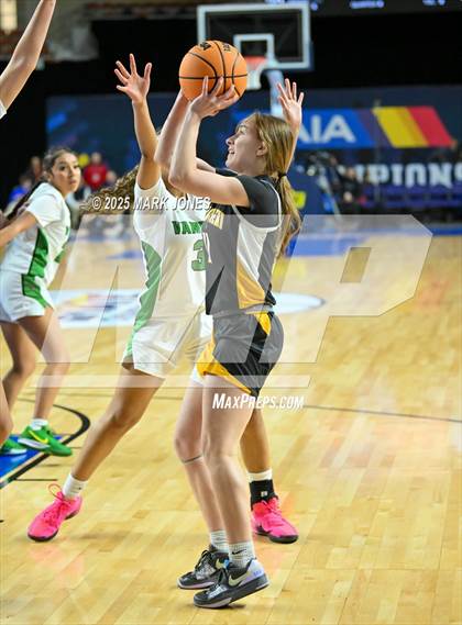 Thumbnail 1 in Miami vs. Arizona Lutheran Academy (AIA 2A Final) photogallery.