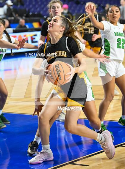 Thumbnail 3 in Miami vs. Arizona Lutheran Academy (AIA 2A Final) photogallery.