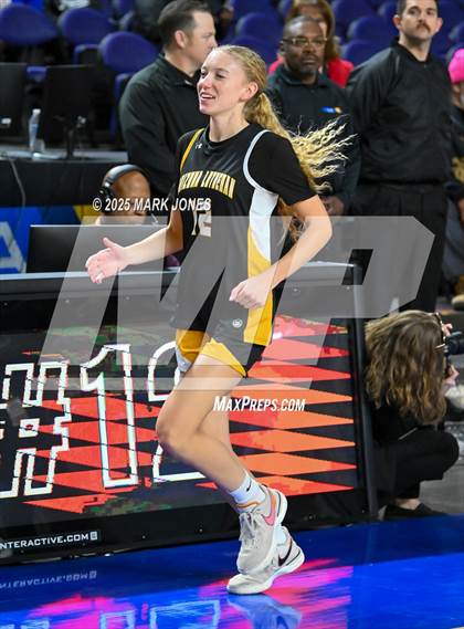 Thumbnail 3 in Miami vs. Arizona Lutheran Academy (AIA 2A Final) photogallery.