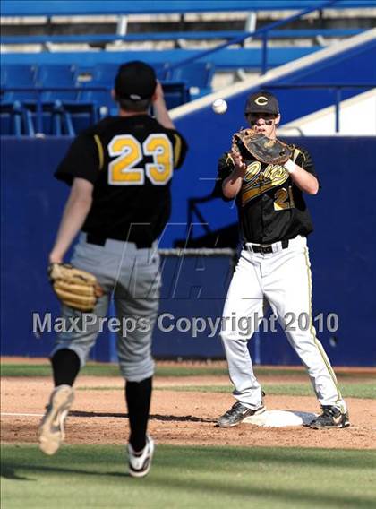 Thumbnail 2 in Esperanza vs Cottonwood (Diamond Sports National Classic) photogallery.