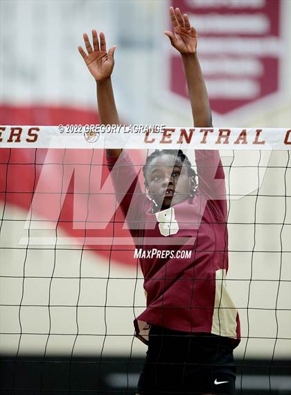 Thumbnail 3 in Saginaw vs Keller Central photogallery.