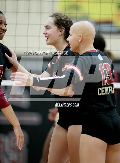 Thumbnail 3 in Saginaw vs Keller Central photogallery.