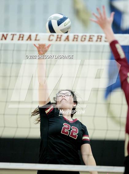 Thumbnail 3 in Saginaw vs Keller Central photogallery.