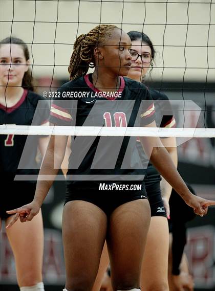 Thumbnail 2 in Saginaw vs Keller Central photogallery.