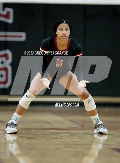 Thumbnail 1 in Saginaw vs Keller Central photogallery.