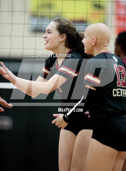 Thumbnail 2 in Saginaw vs Keller Central photogallery.