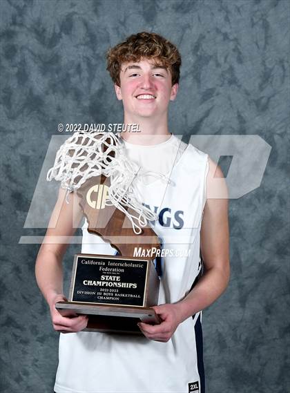 Thumbnail 3 in Pleasant Valley (CIF State D3 Award Photos) photogallery.
