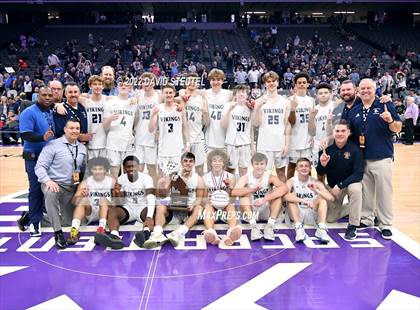 Thumbnail 2 in Pleasant Valley (CIF State D3 Award Photos) photogallery.