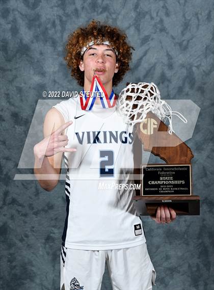 Thumbnail 3 in Pleasant Valley (CIF State D3 Award Photos) photogallery.