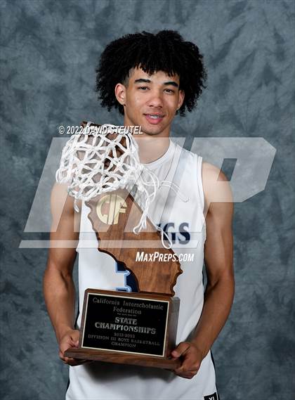 Thumbnail 2 in Pleasant Valley (CIF State D3 Award Photos) photogallery.