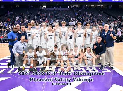 Thumbnail 2 in Pleasant Valley (CIF State D3 Award Photos) photogallery.