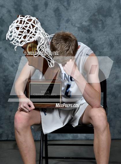 Thumbnail 3 in Pleasant Valley (CIF State D3 Award Photos) photogallery.