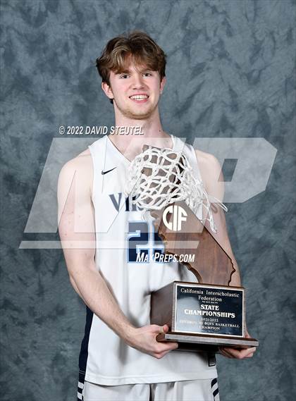 Thumbnail 3 in Pleasant Valley (CIF State D3 Award Photos) photogallery.