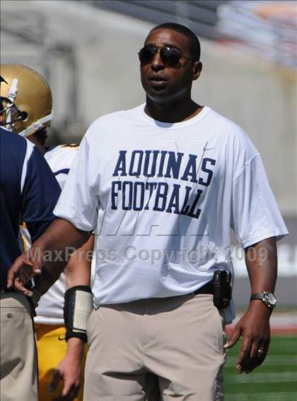 Thumbnail 2 in Upper Arlington vs. Aquinas (Kirk Herbstreit Varsity Football Series) photogallery.