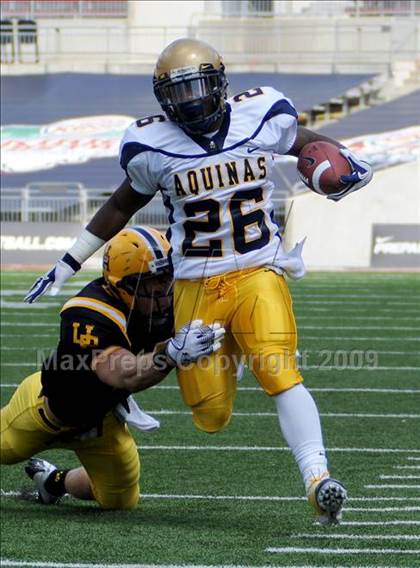 Thumbnail 1 in Upper Arlington vs. Aquinas (Kirk Herbstreit Varsity Football Series) photogallery.