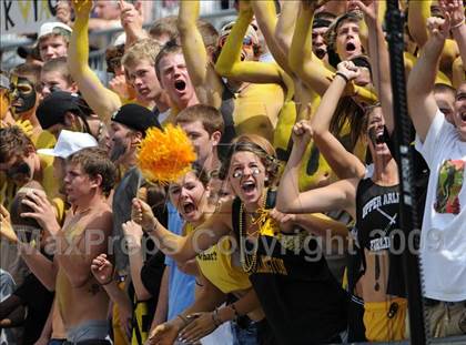 Thumbnail 3 in Upper Arlington vs. Aquinas (Kirk Herbstreit Varsity Football Series) photogallery.
