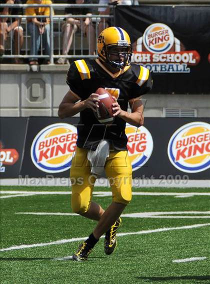 Thumbnail 3 in Upper Arlington vs. Aquinas (Kirk Herbstreit Varsity Football Series) photogallery.