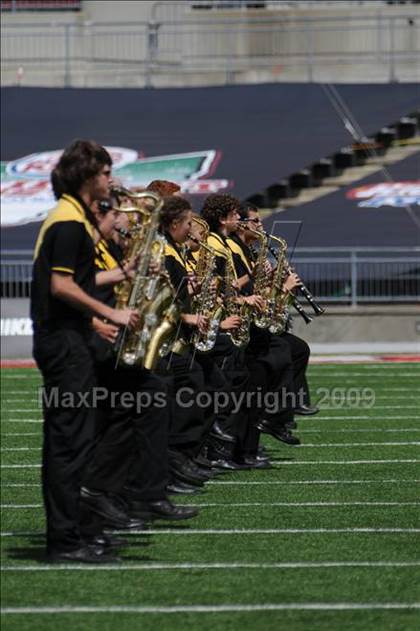 Thumbnail 1 in Upper Arlington vs. Aquinas (Kirk Herbstreit Varsity Football Series) photogallery.