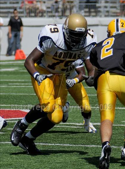 Thumbnail 2 in Upper Arlington vs. Aquinas (Kirk Herbstreit Varsity Football Series) photogallery.