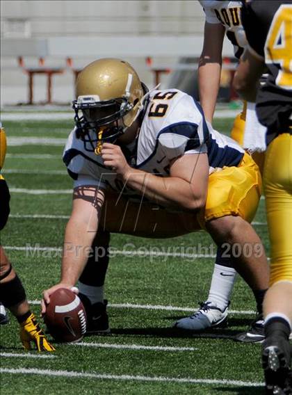 Thumbnail 2 in Upper Arlington vs. Aquinas (Kirk Herbstreit Varsity Football Series) photogallery.