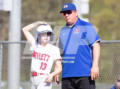Thumbnail 1 in Arlington vs Bartlett (Morris Hunter Invitational) photogallery.