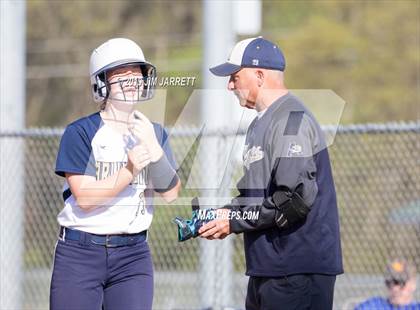 Thumbnail 3 in Arlington vs Bartlett (Morris Hunter Invitational) photogallery.