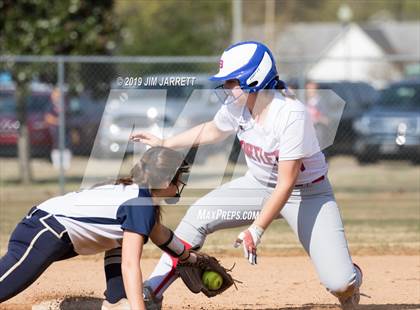 Thumbnail 1 in Arlington vs Bartlett (Morris Hunter Invitational) photogallery.