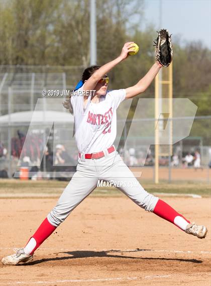 Thumbnail 1 in Arlington vs Bartlett (Morris Hunter Invitational) photogallery.