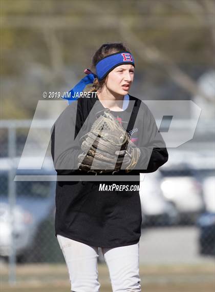 Thumbnail 2 in Arlington vs Bartlett (Morris Hunter Invitational) photogallery.