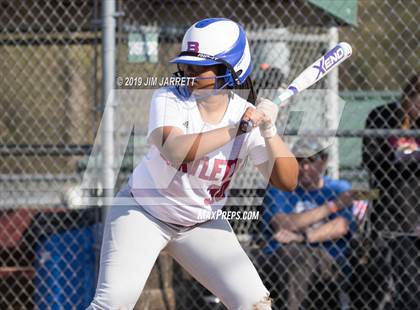 Thumbnail 3 in Arlington vs Bartlett (Morris Hunter Invitational) photogallery.