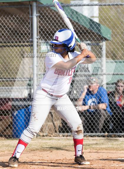 Thumbnail 1 in Arlington vs Bartlett (Morris Hunter Invitational) photogallery.